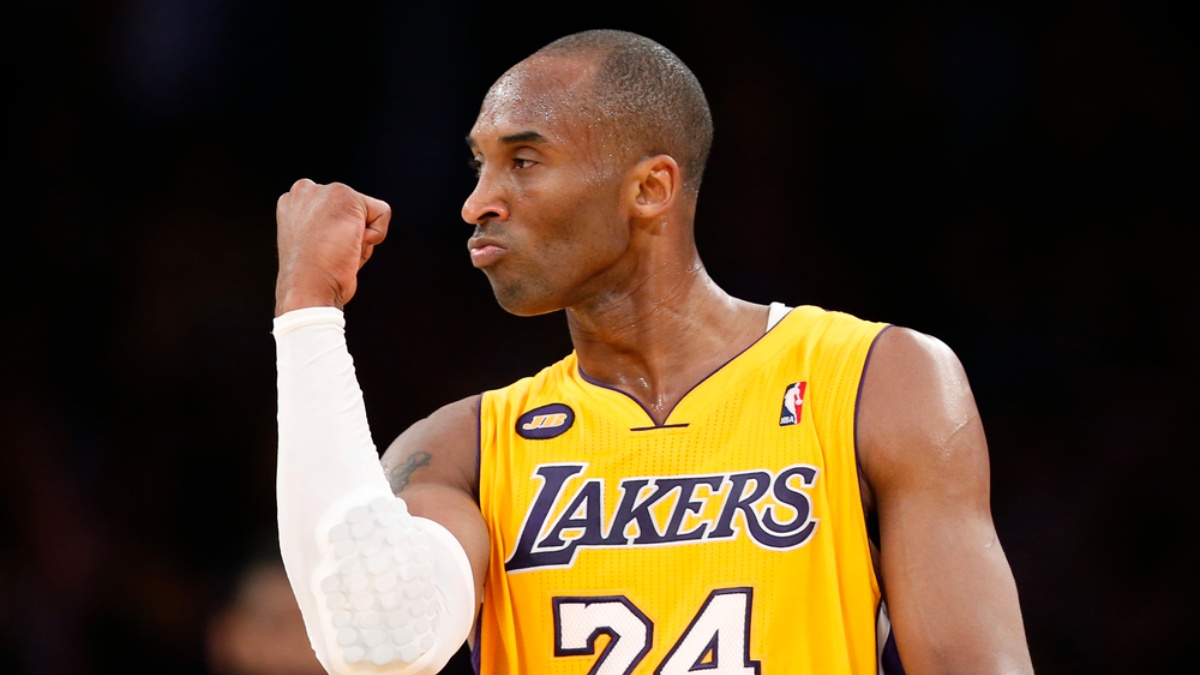 Kobe Bryant celebra una jugada ganadora