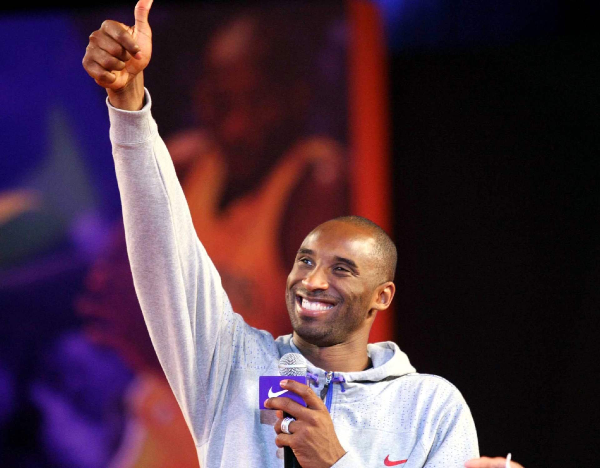 El jugador de baloncesto de la NBA Kobe Bryant de Los Angeles Lakers El jugador de baloncesto de la NBA Kobe Bryant de Los Angeles Lakers